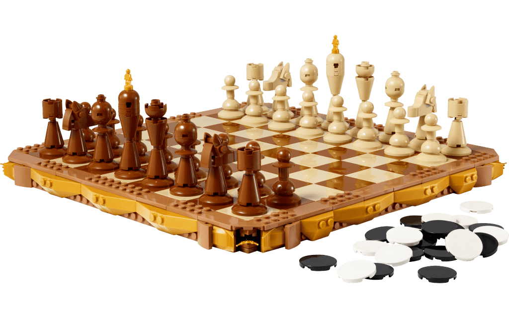 Traditional Chess Set Revealed