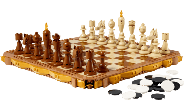 Traditional Chess Set Revealed