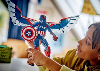 New Captain America Construction Figure -