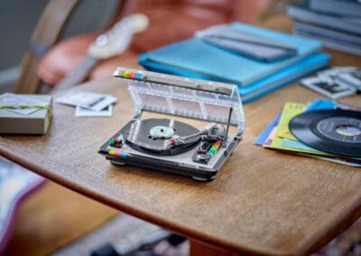 Retro Record Player -