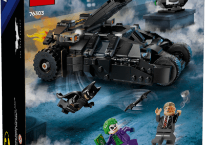 Batman Tumbler vs Two-Face & The Joker -