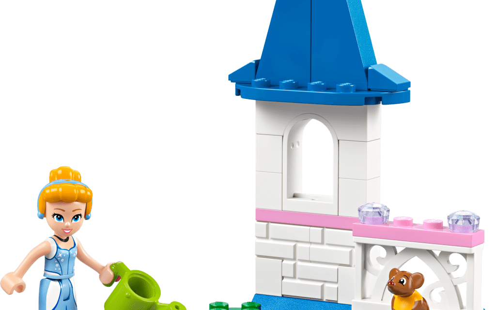 Cinderella’s Mini Garden Castle Revealed