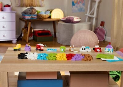 Creative Build-and-Play Box -