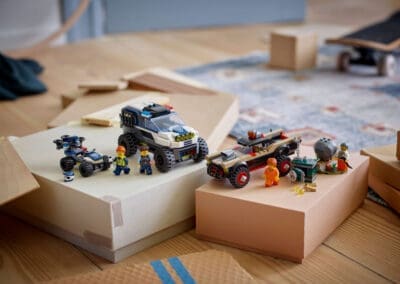 Off-Road Police Car Chase -