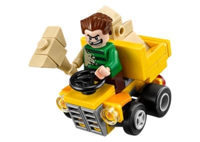 Mighty Micros: Scarlet Spider vs Sandman -