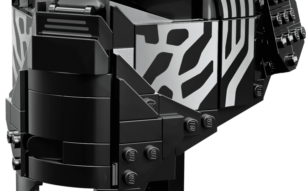 Kylo Ren Helmet Revealed