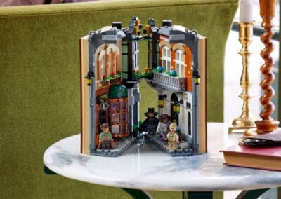 Sherlock Holmes: Book Nook -