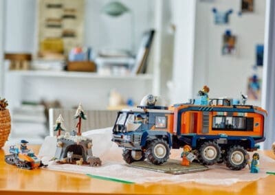 Arctic Explorer Science Lab Truck -