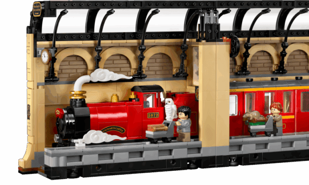Book Nook: Hogwarts Express Revealed