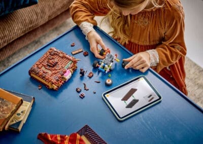 Chomping Monster Book of Monsters -