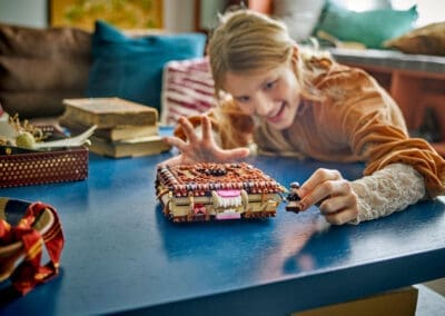 Chomping Monster Book of Monsters -