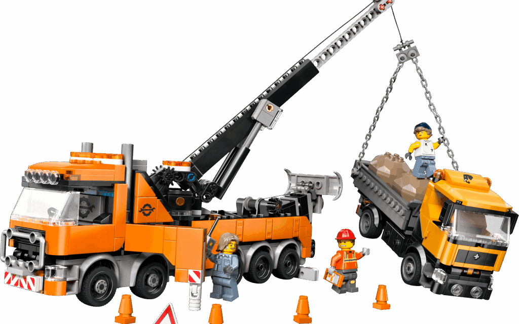 Heavy-Duty Recovery Tow Truck with Crane Revealed