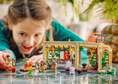 Hogwarts Castle: Herbology Class -