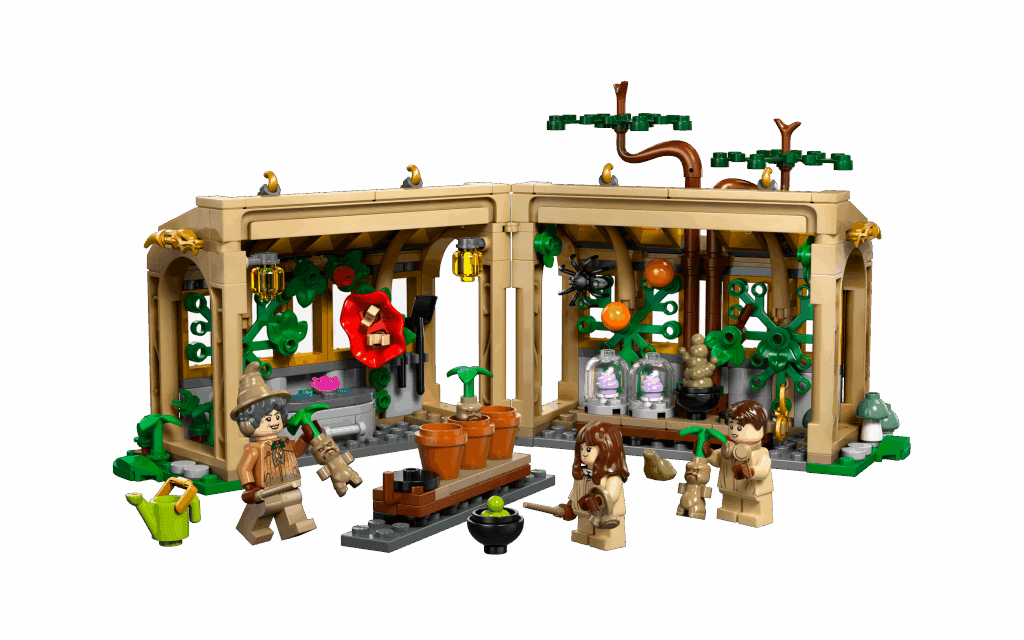 Hogwarts Castle: Herbology Class Revealed