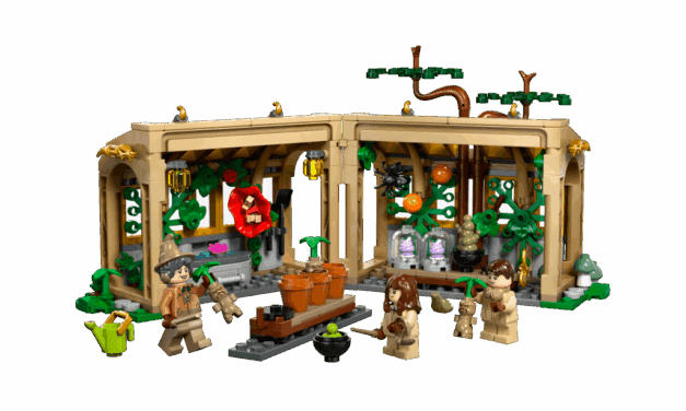 Hogwarts Castle: Herbology Class Revealed