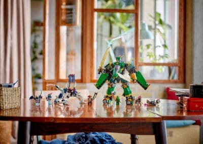 Lloyd’s Jet Mech -