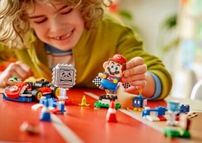 Mario Kart – Interactive LEGO Mario & Standard Kart -