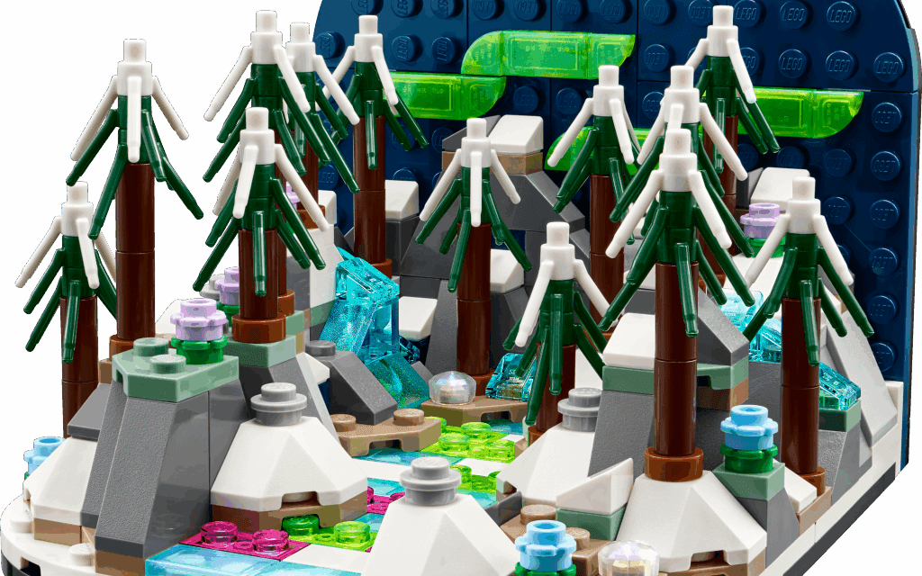 Northern Lights Diorama Revealed